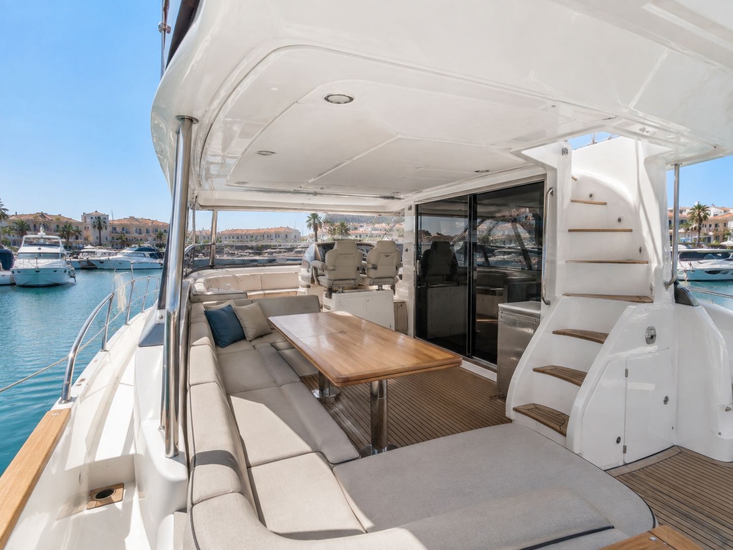 Marevia 42 Flybridge Special Edition - Bild 3